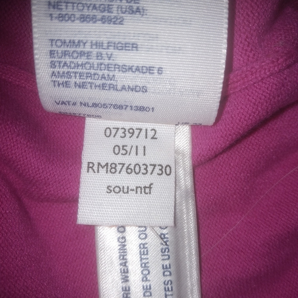 TH Pima Cotton Blend Fuschia V Neck Women's Sweater Size L EUC - Picture 11 of 15